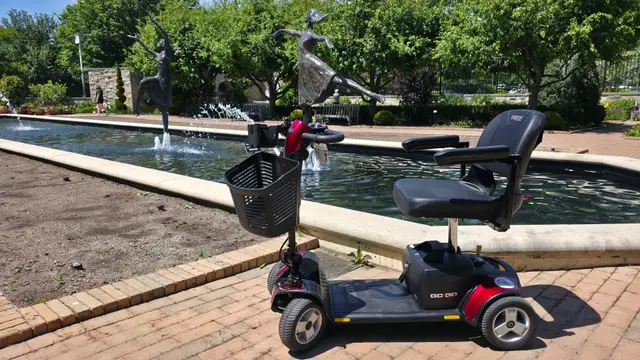Mobility scooter rental on location at a fountain, Kansas City