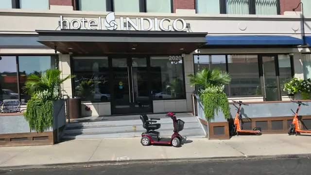Mobility scooter rental delivered to Hotel Indigo, Kansas City