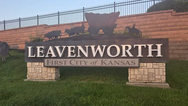 Accessible visit to Leavenworth First City of Kansas with a mobility scooter rental, Leavenworth