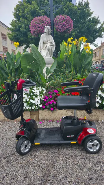 Mobility scooter rental on location at Plaza flower beds, Kansas City