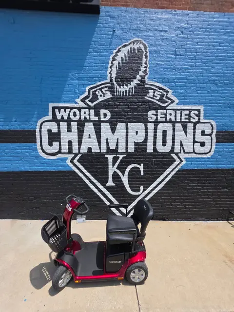 Accessible visit to Royals World Series mural with a mobility scooter rental, Kansas City